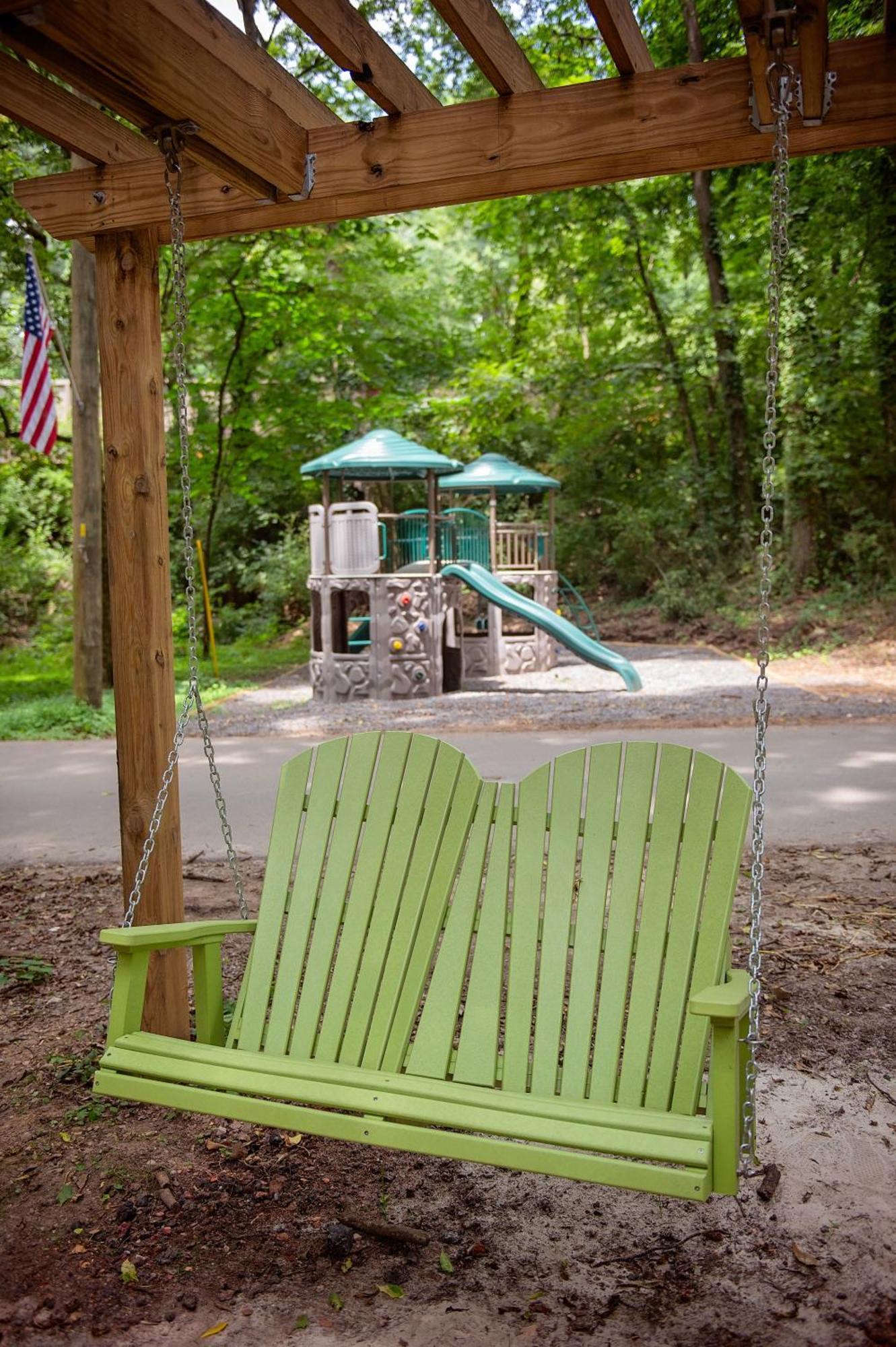 Tiny Cabin Village Private Hot Tub Lynda Cabin Chattanooga Bagian luar foto