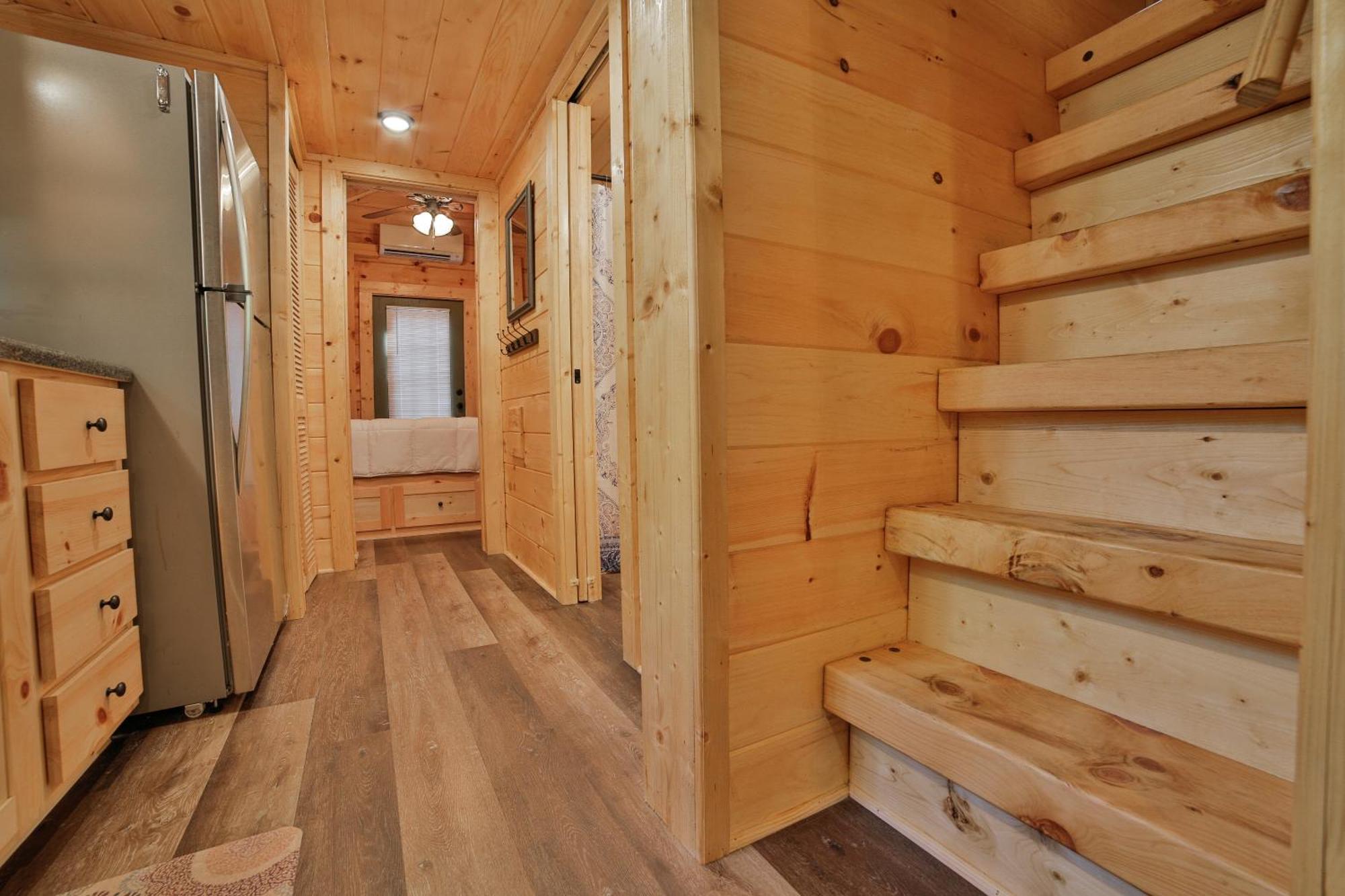 Tiny Cabin Village Private Hot Tub Lynda Cabin Chattanooga Bagian luar foto